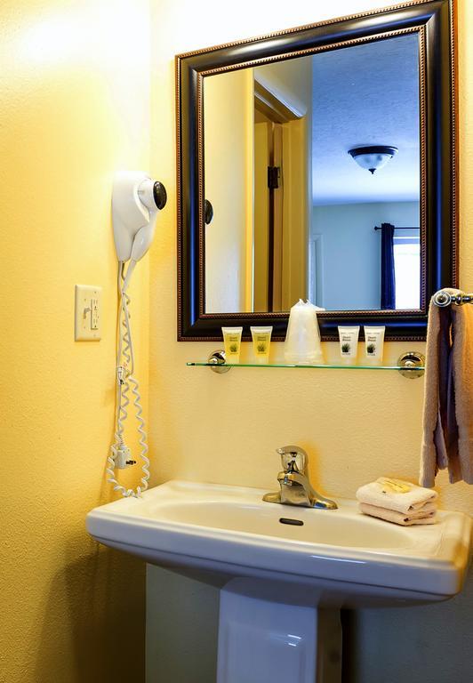Home Hotel לאבה הוט ספרינגס חדר תמונה