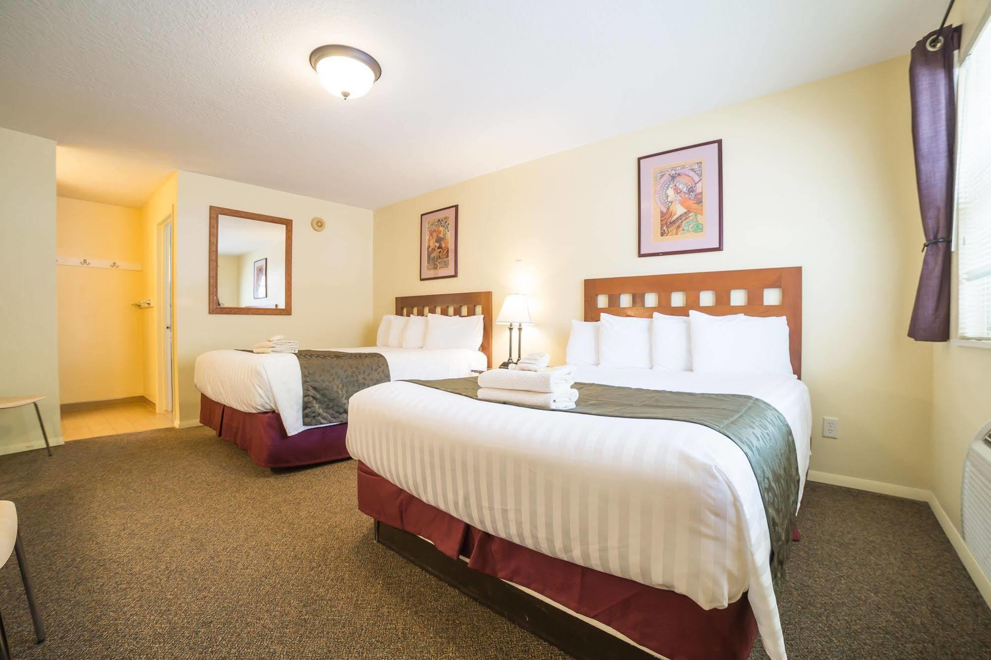 Home Hotel לאבה הוט ספרינגס מראה חיצוני תמונה